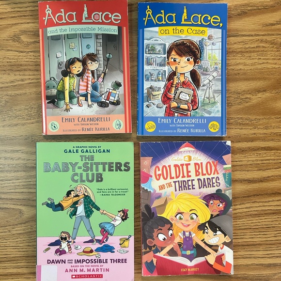 Popular series 4 book bundle - Picture 1 of 6